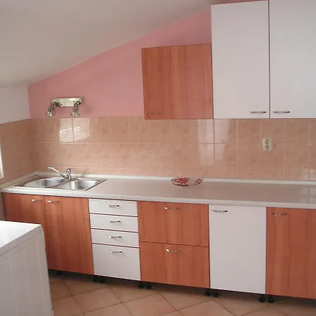 Josipa Appartement *